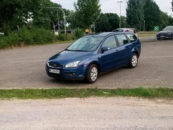 Blau Gebraucht 2006 Ford Focus Ghia Van / Kleinbus | 2.490 € (Fairer Preis)