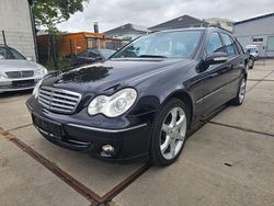 Blau Gebraucht 2005 Mercedes C200 Kombi | 5.888 €