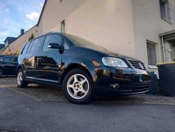 Schwarz Gebraucht 2005 VW Touran Highline Van / Kleinbus | 2.499 € (Teuer)