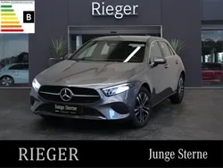 Grey metallic Gebraucht 2023 Mercedes A250 Progressive Limousine | 27.479 € (Guter Preis)