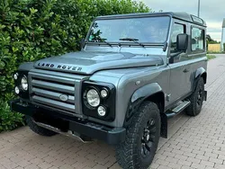 Grau Gebraucht 2013 Land Rover Defender SUV | 39.200 € (Fairer Preis)
