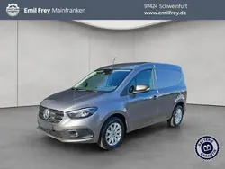 Grau Gebraucht 2023 Mercedes eCitan Van | 21.884 € (Fairer Preis)