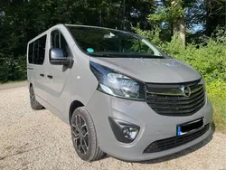 Grau Gebraucht 2019 Opel Vivaro Van | 29.000 €
