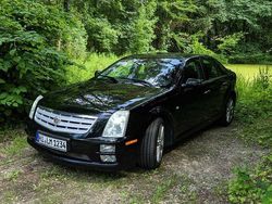 Schwarz Gebraucht 2009 Cadillac STS Limousine | 5.250 €