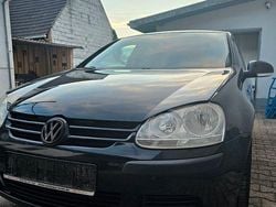 Schwarz Gebraucht 2004 VW Golf IV Comfortline Limousine | 1.600 € (Fairer Preis)