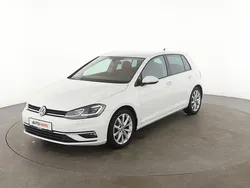 Weiß Gebraucht 2018 VW Golf VII Highline Limousine | 16.840 € (Guter Preis)