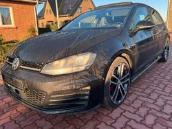 Schwarz Gebraucht 2015 VW Golf VII GTD Kleinwagen | 10.449 € (Etwas zu teuer)
