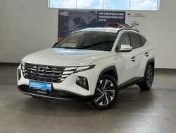 Weiß Gebraucht 2021 Hyundai Tucson Trend SUV | 26.490 € (Fairer Preis)