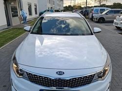 Weiß Gebraucht 2017 Kia Optima Vision Kombi | 13.000 € (Guter Preis)