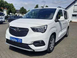 White jade Gebraucht 2020 Opel Combo Innovation Van / Kleinbus | 20.990 € (Guter Preis)