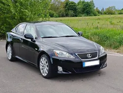 Schwarz Gebraucht 2008 Lexus IS250 Luxury Line Limousine | 11.000 €