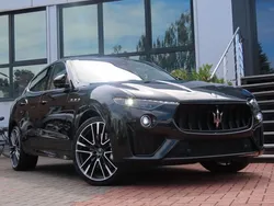 Schwarz Gebraucht 2020 Maserati Levante SUV | 68.900 €