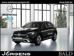 Schwarz kosmosschwarz metallic Gebraucht 2024 Mercedes GLA180 Progressive SUV | 34.790 € (Guter Preis)
