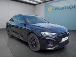 Schwarz Gebraucht 2023 Audi Q8 e-tron SUV | 64.549 € (Fairer Preis)