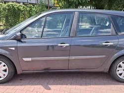 Grau Gebraucht 2006 Renault Scénic II Van / Kleinbus | 1.999 € (Guter Preis)