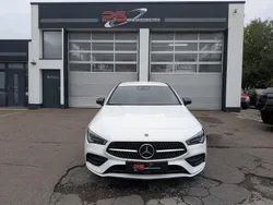 Weiß Gebraucht 2020 Mercedes CLA250 Shooting Brake AMG Kombi | 27.500 € (Guter Preis)