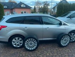 Silber Gebraucht 2013 Ford Focus Titanium Limousine | 5.800 € (Teuer)