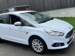 Weiß Gebraucht 2018 Ford S-MAX Titanium Van / Kleinbus | 13.100 € (Fairer Preis)