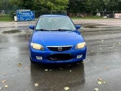 Blau Gebraucht 2003 Mazda 323F Kleinwagen | 1.999 € (Fairer Preis)