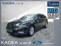 Deep black perleffekt Gebraucht 2023 VW Passat Business Kombi | 20.980 € (Guter Preis)
