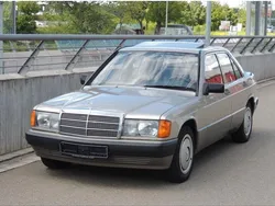 Gold Gebraucht 1989 Mercedes 190 Limousine | 8.490 €