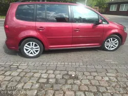 Rot Gebraucht 2012 VW Touran Van / Kleinbus | 5.800 € (Fairer Preis)