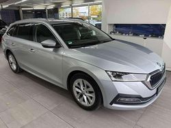 Stribrna brilliant/ brilliants Gebraucht 2020 Skoda Octavia Kombi | 20.990 € (Teuer)