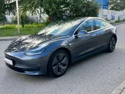 Grau Gebraucht 2020 Tesla Roadster Cabrio | 18.490 €