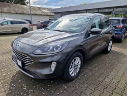 Grau Gebraucht 2024 Ford Kuga Titanium SUV | 28.995 € (Guter Preis)