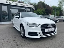 Weiß Gebraucht 2016 Audi A3 Sportback S-Line Limousine | 16.990 € (Fairer Preis)