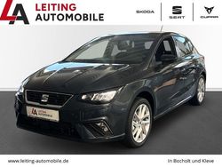 Grau Neu 2025 Seat Ibiza FR Limousine | 27.946 € (Etwas zu teuer)