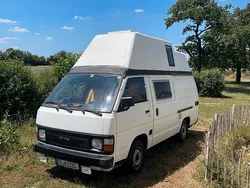 Weiß Gebraucht 1987 Toyota HiAce Van / Kleinbus | 6.000 €