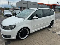 Weiß Gebraucht 2011 VW Touran Van / Kleinbus | 5.300 € (Superpreis)