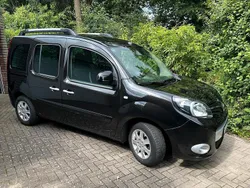 Schwarz Gebraucht 2014 Renault Kangoo Luxe Van / Kleinbus | 7.300 € (Fairer Preis)