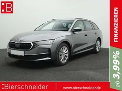 Grau Gebraucht 2024 Skoda Octavia Selection Kombi | 28.950 € (Guter Preis)