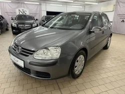 Grau Gebraucht 2004 VW Golf V Limousine | 3.690 € (Teuer)