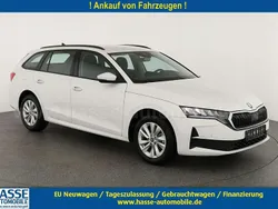Candy weiß Neu 2025 Skoda Octavia Selection Kombi | 34.995 € (Fairer Preis)