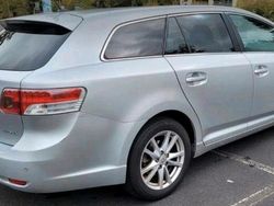 Silber Gebraucht 2010 Toyota Avensis Kombi | 5.500 € (Fairer Preis)