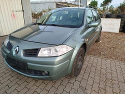 Grün Gebraucht 2007 Renault Mégane GrandTour Kombi | 3.400 € (Teuer)