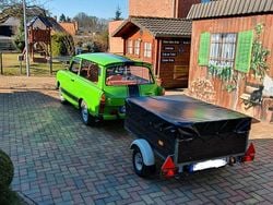 Grün Gebraucht 1989 Trabant 601 Kombi | 9.000 €