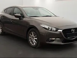Grün Gebraucht 2017 Mazda 3 Limousine | 10.800 € (Guter Preis)