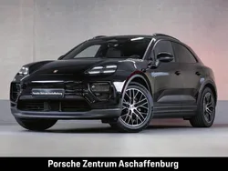 Tiefschwarzmetallic Neu 2025 Porsche Macan 4 Electric Sport SUV | 90.564 € (Etwas zu teuer)