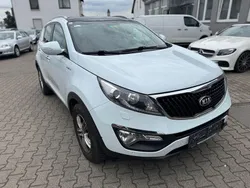 Weiß Gebraucht 2015 Kia Sportage Platinum Edition SUV | 7.490 € (Guter Preis)