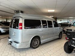 Silber Gebraucht 2015 GMC Savana Van / Kleinbus | 69.900 €