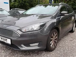 Grau Gebraucht 2016 Ford Focus Limousine | 6.990 € (Guter Preis)