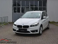 Weiß Gebraucht 2016 BMW 216 Active Tourer Advantage Van / Kleinbus | 5.950 € (Guter Preis)