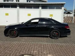 Schwarz Gebraucht 2009 Mercedes E500 Avantgarde Limousine | 17.999 € (Etwas zu teuer)