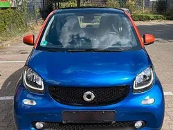Blau Gebraucht 2016 Smart ForTwo Coupé Kleinwagen | 8.900 €