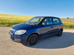 Blau Gebraucht 2009 Skoda Fabia Ambiente Kleinwagen | 1.699 € (Fairer Preis)