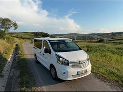 Weiß Gebraucht 2016 Opel Vivaro Van / Kleinbus | 6.800 €